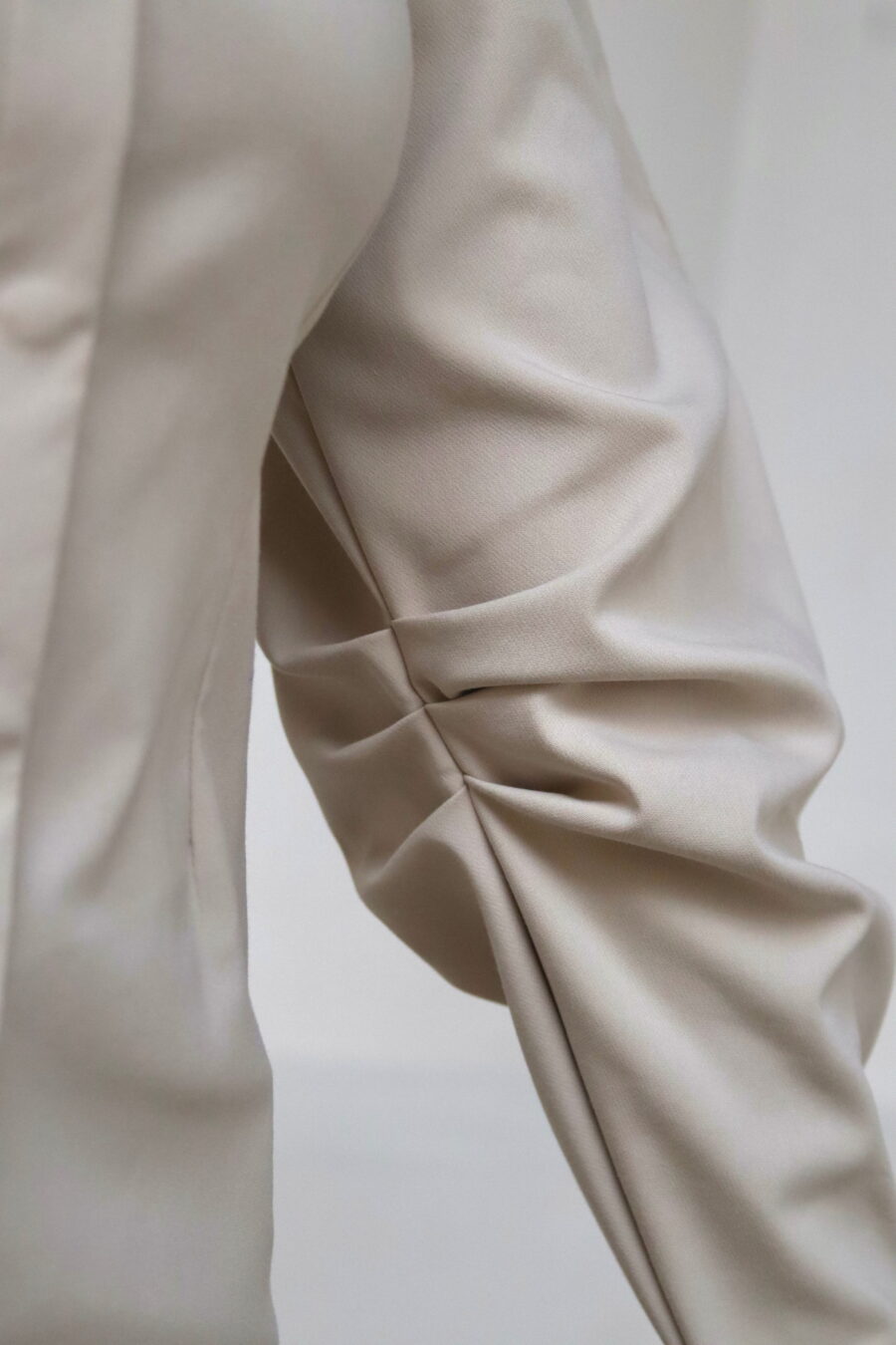 Romee jurk met ballonmouwen beige - Afbeelding 5